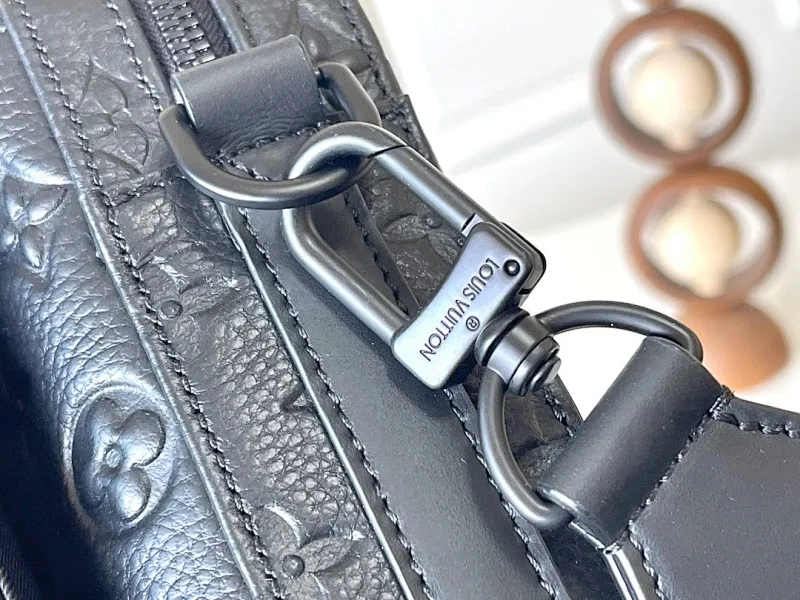 All categories 💚 Top version men’s bags 💚 LV 2025 official website new LV crossbody bag