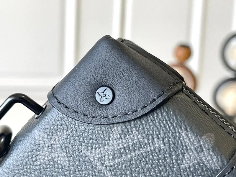All categories 💚 Top version men’s bags 💚 LV 2025 official website new LV crossbody bag