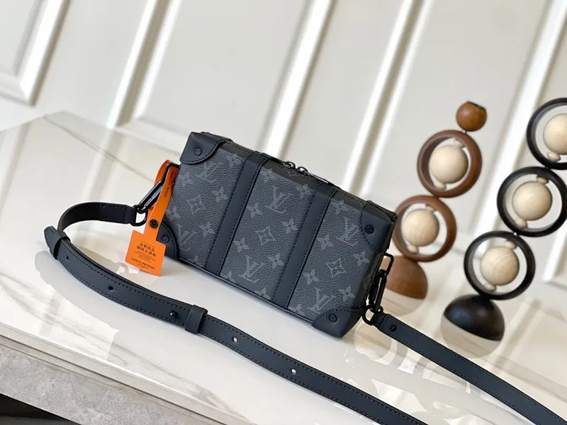 All categories 💚 Top version men’s bags 💚 LV 2025 official website new LV crossbody bag