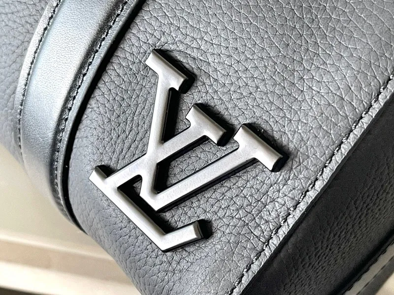 All categories 💚 Top version men’s bags 💚 LV 2025 official website new LV crossbody bag