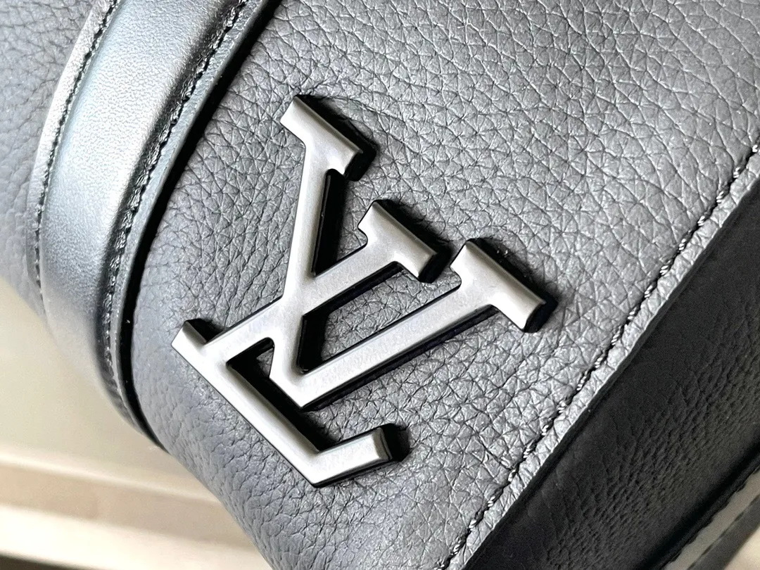 All categories 💚 Top version men’s bags 💚 LV 2025 official website new LV crossbody bag