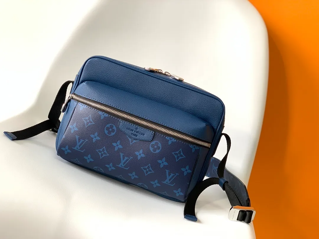 All categories 💚 Top version men’s bags 💚 LV 2024 new LV crossbody bag