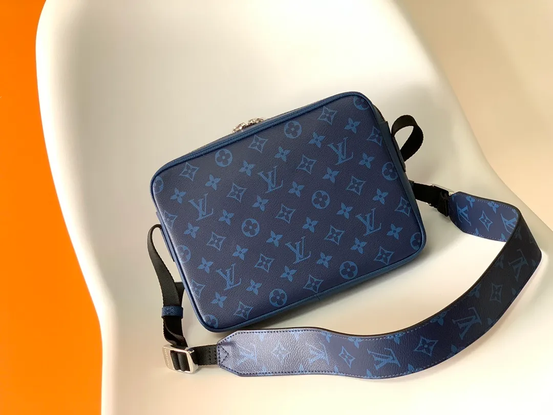 All categories 💚 Top version men’s bags 💚 LV 2024 new LV crossbody bag