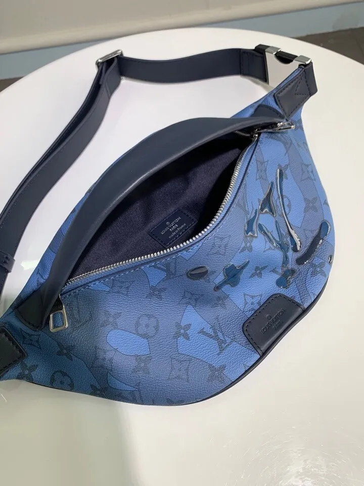 All categories 💚 Top version men’s bags 💚 LV 2023 new LV waist bag