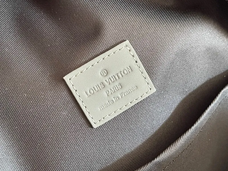 All categories 💚 Top version men’s bags 💚 LV 2024 new LV chest bag