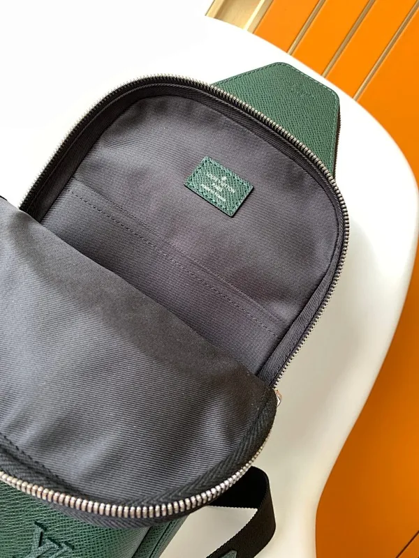 All categories 💚 Top version men’s bags 💚 LV 2025 official website new LV chest bag