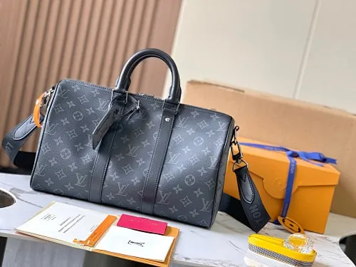 All categories 💚 Top version men’s bags 💚 LV 2024 new LV crossbody bag