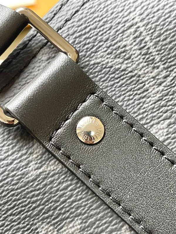 All categories 💚 Top version men’s bags 💚 LV 2024 new LV crossbody bag