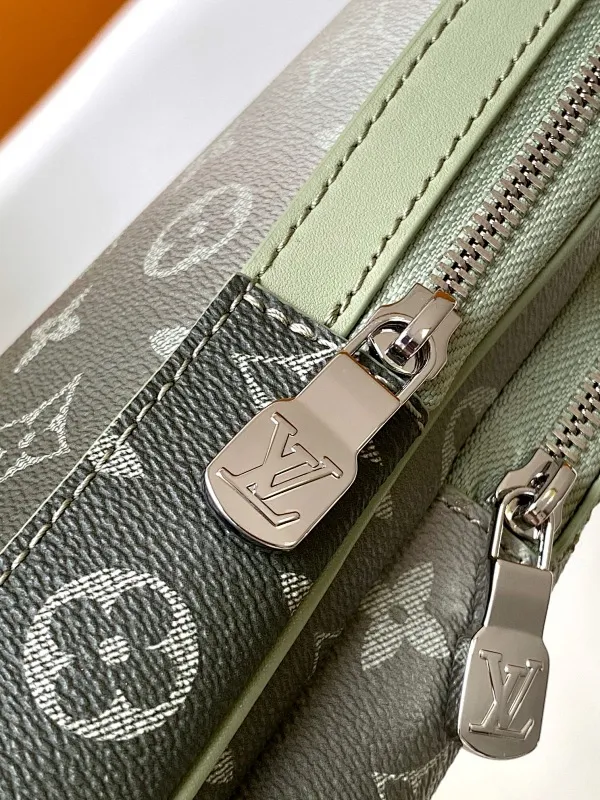 All categories 💚 Top version men’s bags 💚 LV 2025 official website new LV chest bag