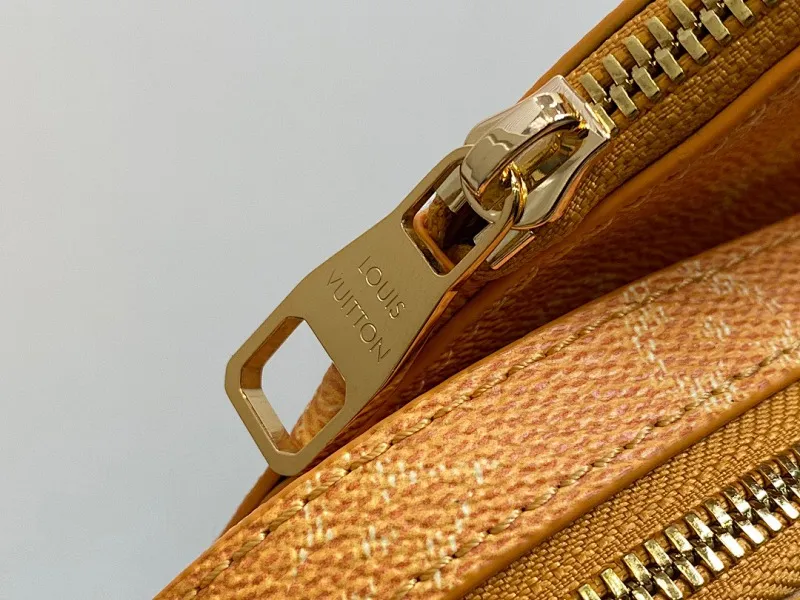 All categories 💚 Top version men’s bags 💚 LV 2024 official website new LV chest bag