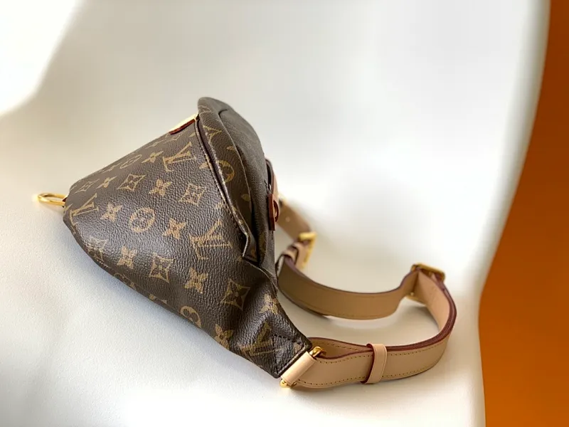 All categories 💚 Top version men’s bags 💚 LV 2025 new LV waist bag