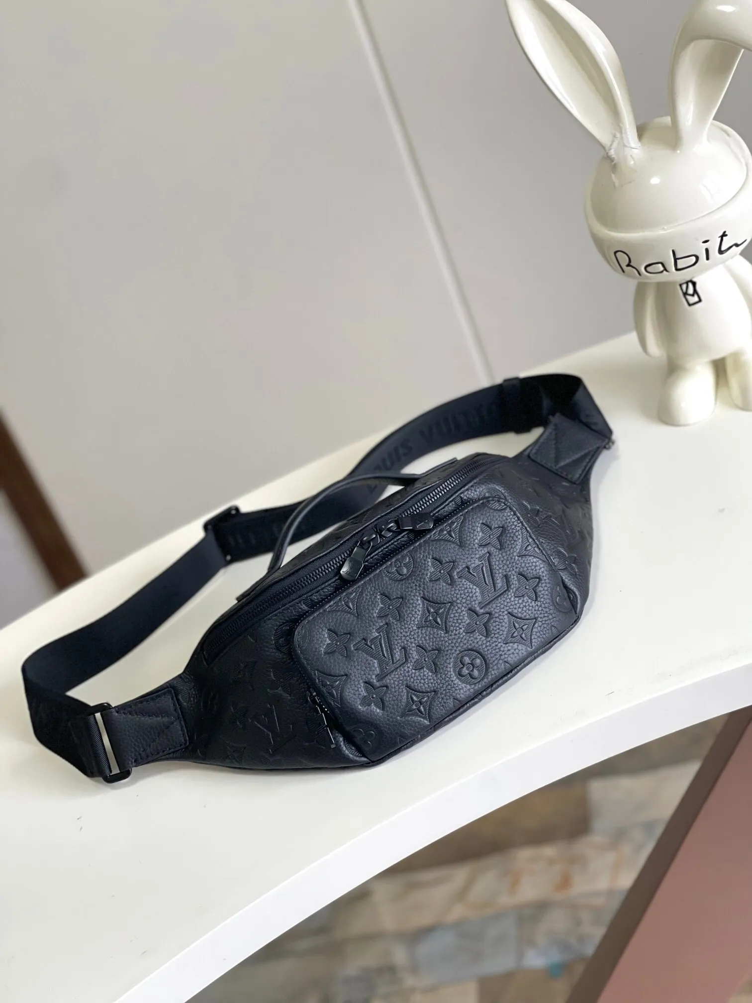 All categories 💚 Top version men’s bags 💚 LV 2024 official website new LV chest bag