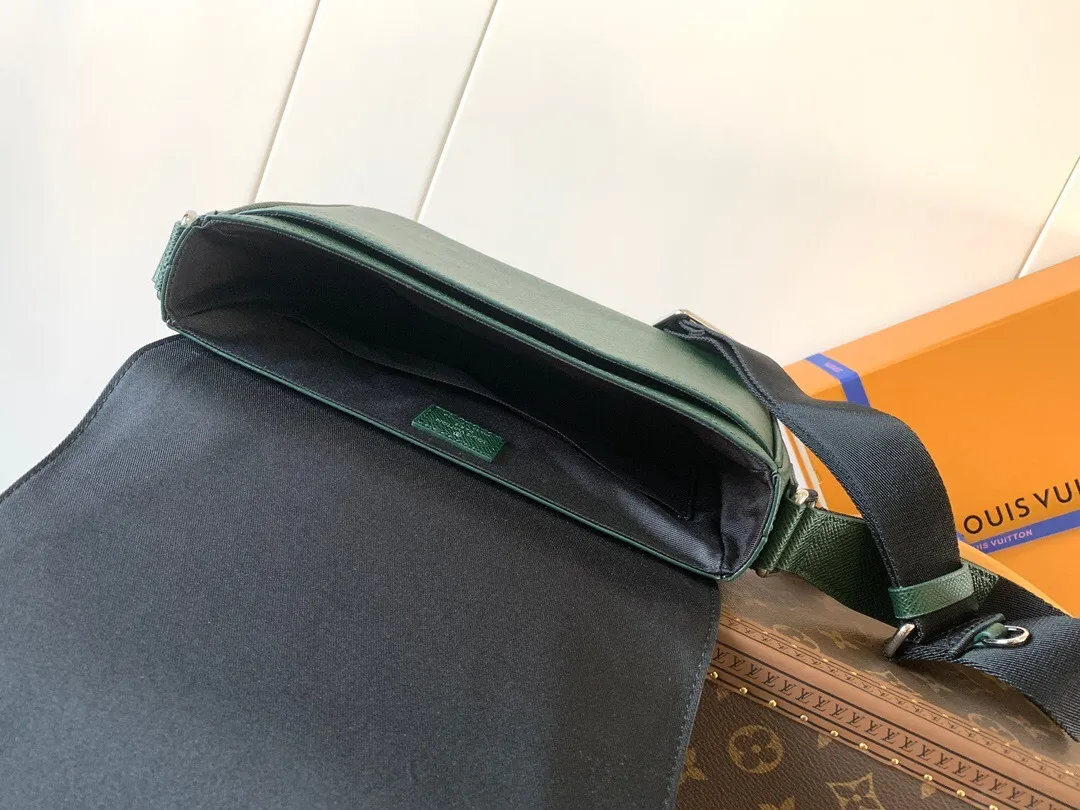 All categories 💚 Top version men’s bags 💚 LV 2024 official website new LV crossbody bag