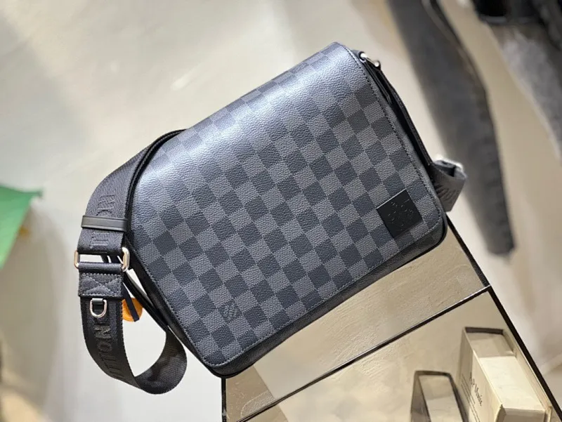 All categories 💚 Top version men’s bags 💚 LV 2025 official website new LV crossbody bag