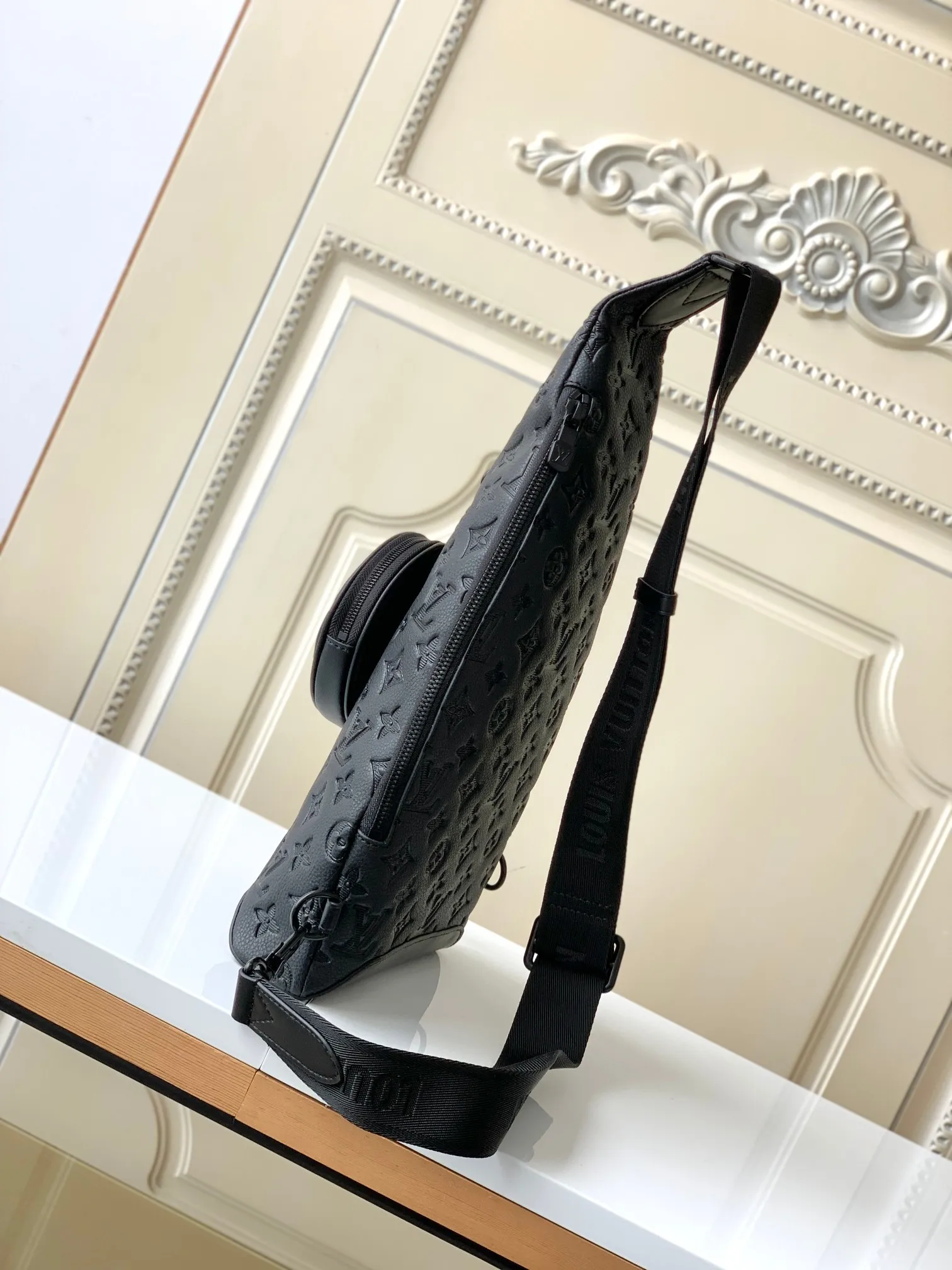 All categories 💚 Top version men’s bags 💚 LV 2024 official website new LV chest bag