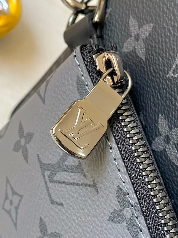 All categories 💚 Top version men’s bags 💚 LV 2024 new LV crossbody bag