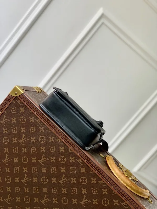 All categories 💚 Top version men’s bags 💚 LV 2024 official website new LV crossbody bag