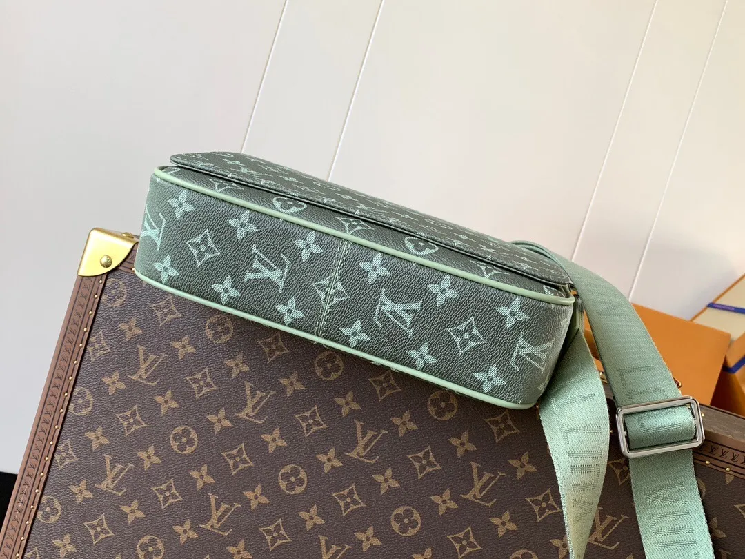 All categories 💚 Top version men’s bags 💚 LV 2024 official website new LV crossbody bag