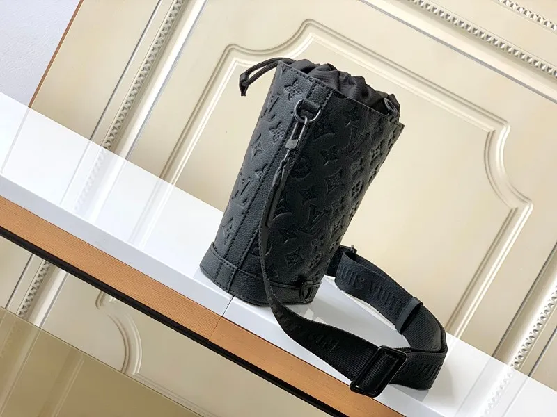 All categories 💚 Top version men’s bags 💚 LV 2024 official website new LV crossbody bag