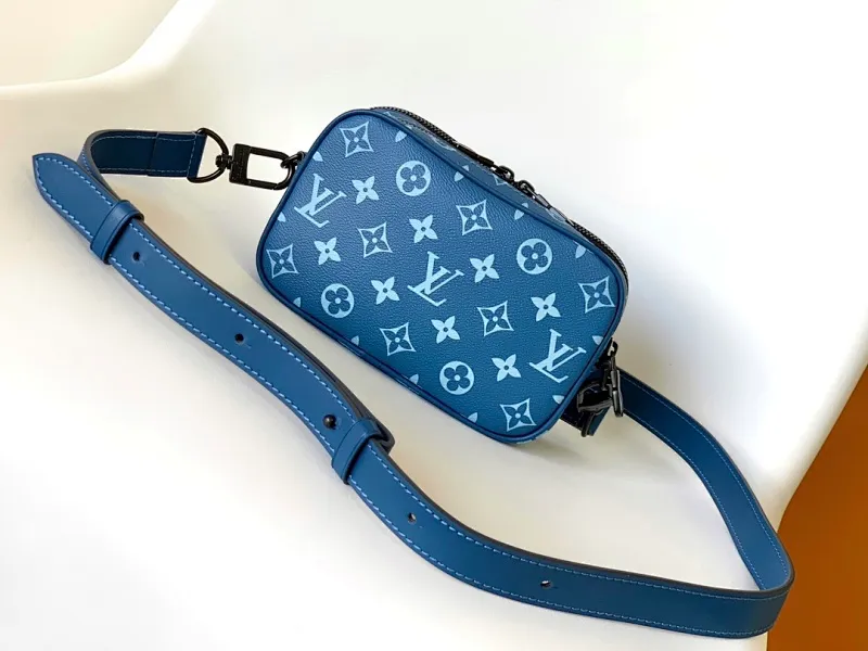 All categories 💚 Top version men’s bags 💚 LV 2023 new LV crossbody bag