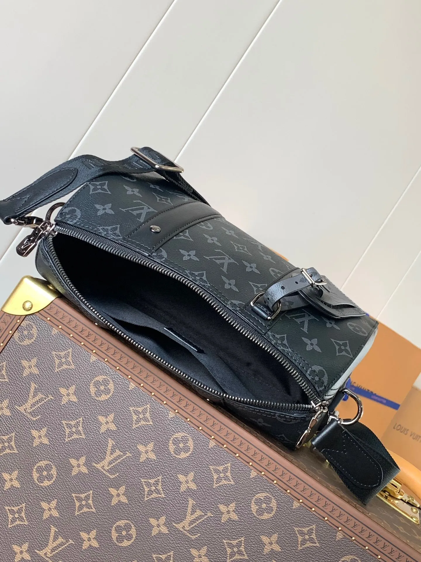 All categories 💚 Top version men’s bags 💚 LV 2024 official website new LV crossbody bag