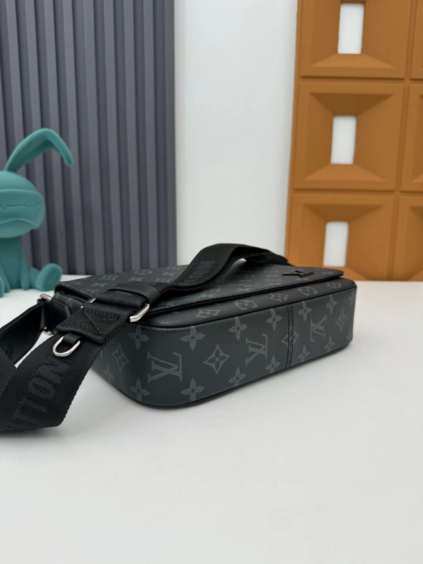 All categories 💚 Top version men’s bags 💚 LV 2024 official website new LV crossbody bag