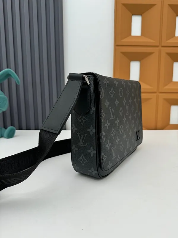 All categories 💚 Top version men’s bags 💚 LV 2024 official website new LV crossbody bag