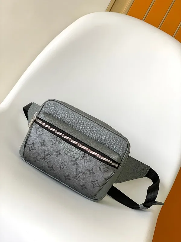 All categories 💚 Top version men’s bags 💚 LV 2024 new LV waist bag