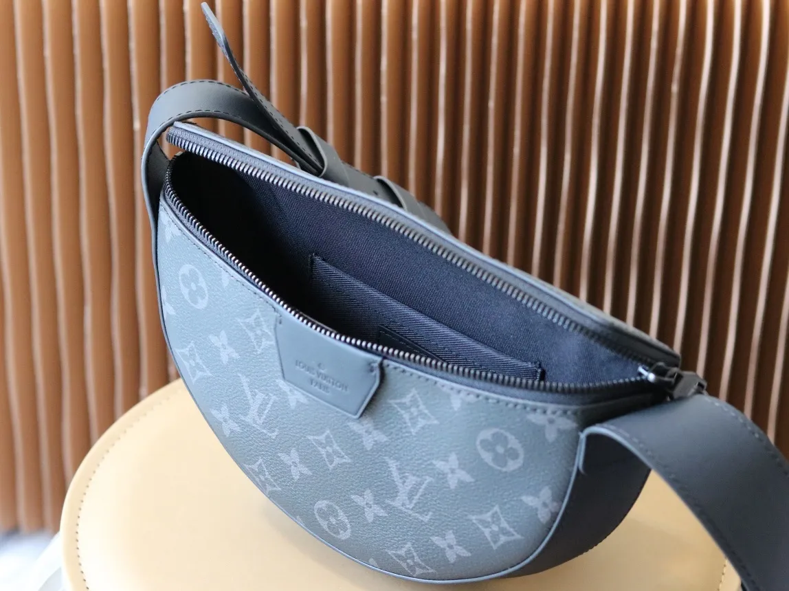 All categories 💚 Top version men’s bags 💚 LV 2023 new LV waist bag
