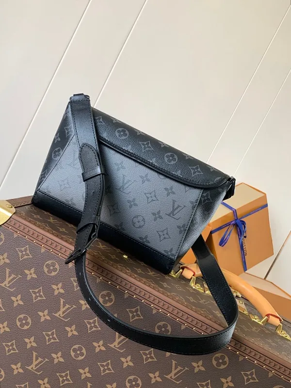 All categories 💚 Top version men’s bags 💚 LV 2024 official website new LV crossbody bag