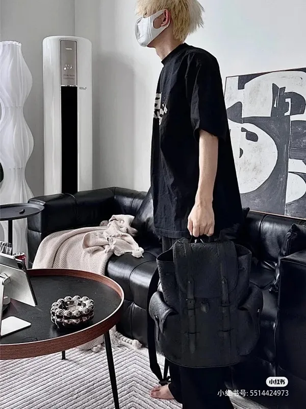 All categories 💚 Top version men’s bags 💚 LV 2024 official website new LV backpack