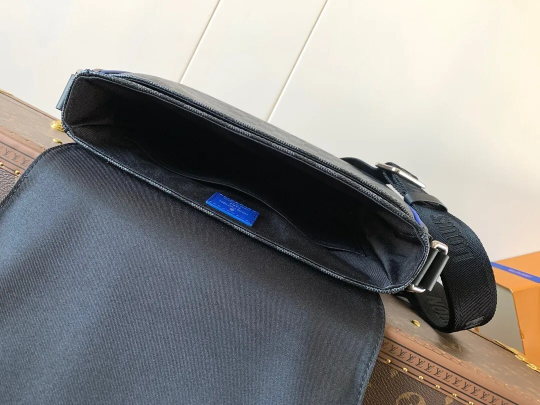 All categories 💚 Top version men’s bags 💚 LV 2024 official website new LV crossbody bag