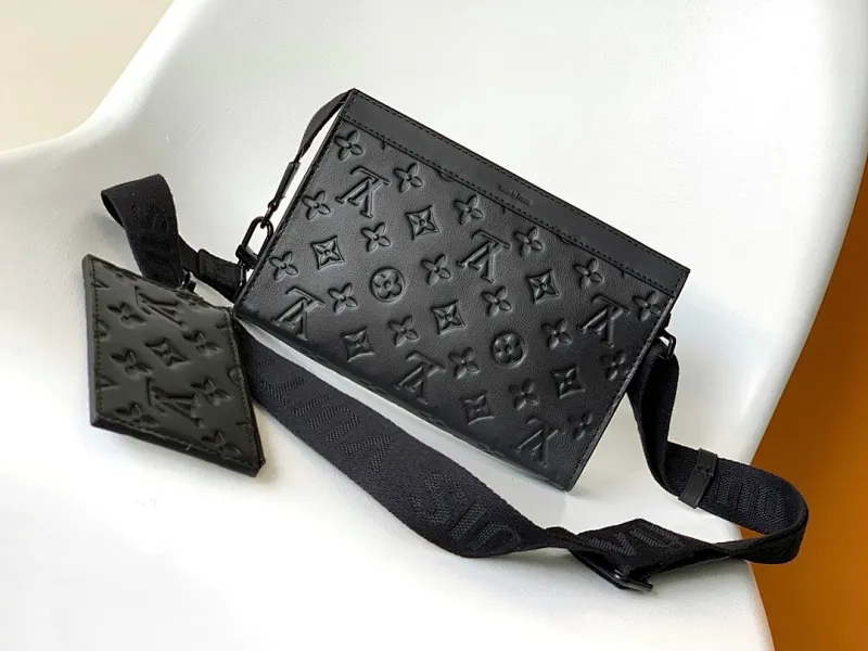 All categories 💚 Top version men’s bags 💚 LV 2024 new LV crossbody bag