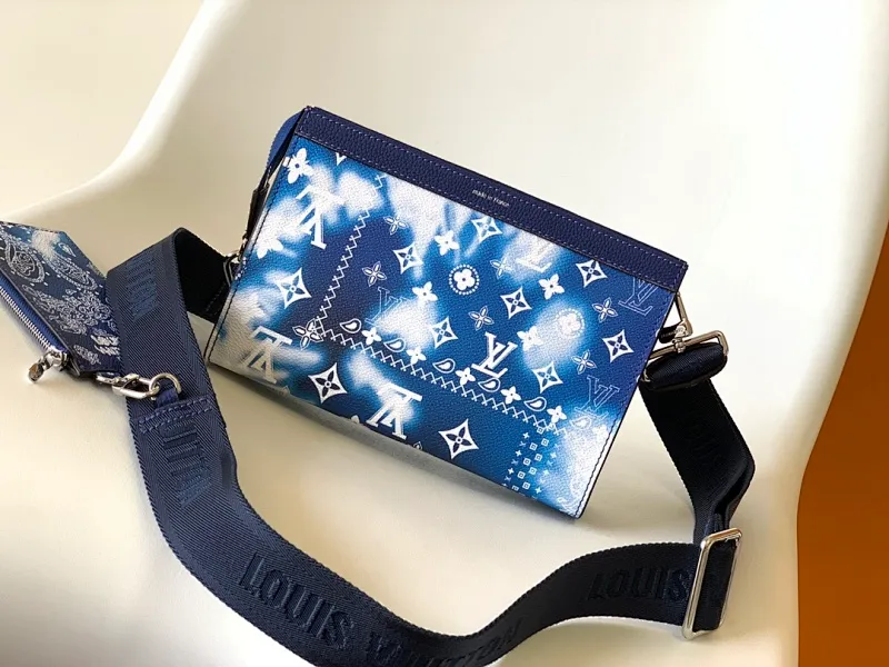 All categories 💚 Top version men’s bags 💚 LV 2025 new LV crossbody bag