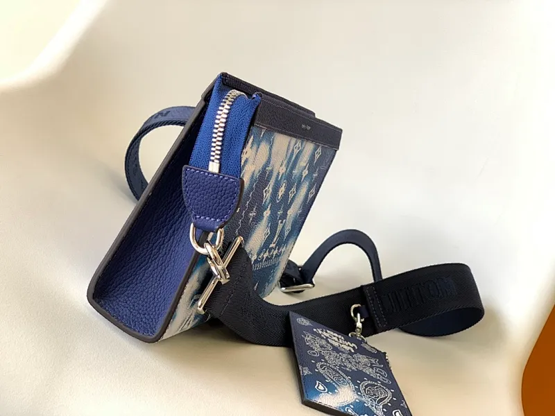 All categories 💚 Top version men’s bags 💚 LV 2025 new LV crossbody bag