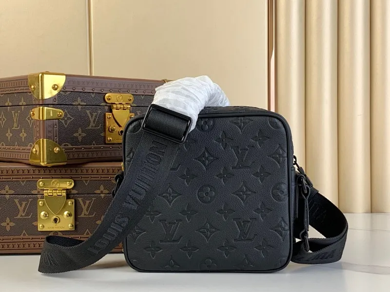 All categories 💚 Top version men’s bags 💚 LV 2024 official website new LV crossbody bag
