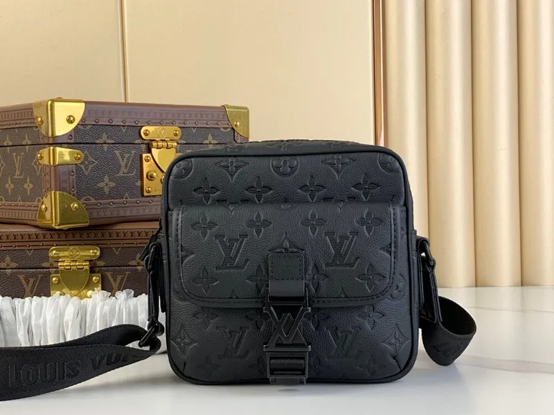All categories 💚 Top version men’s bags 💚 LV 2024 official website new LV crossbody bag