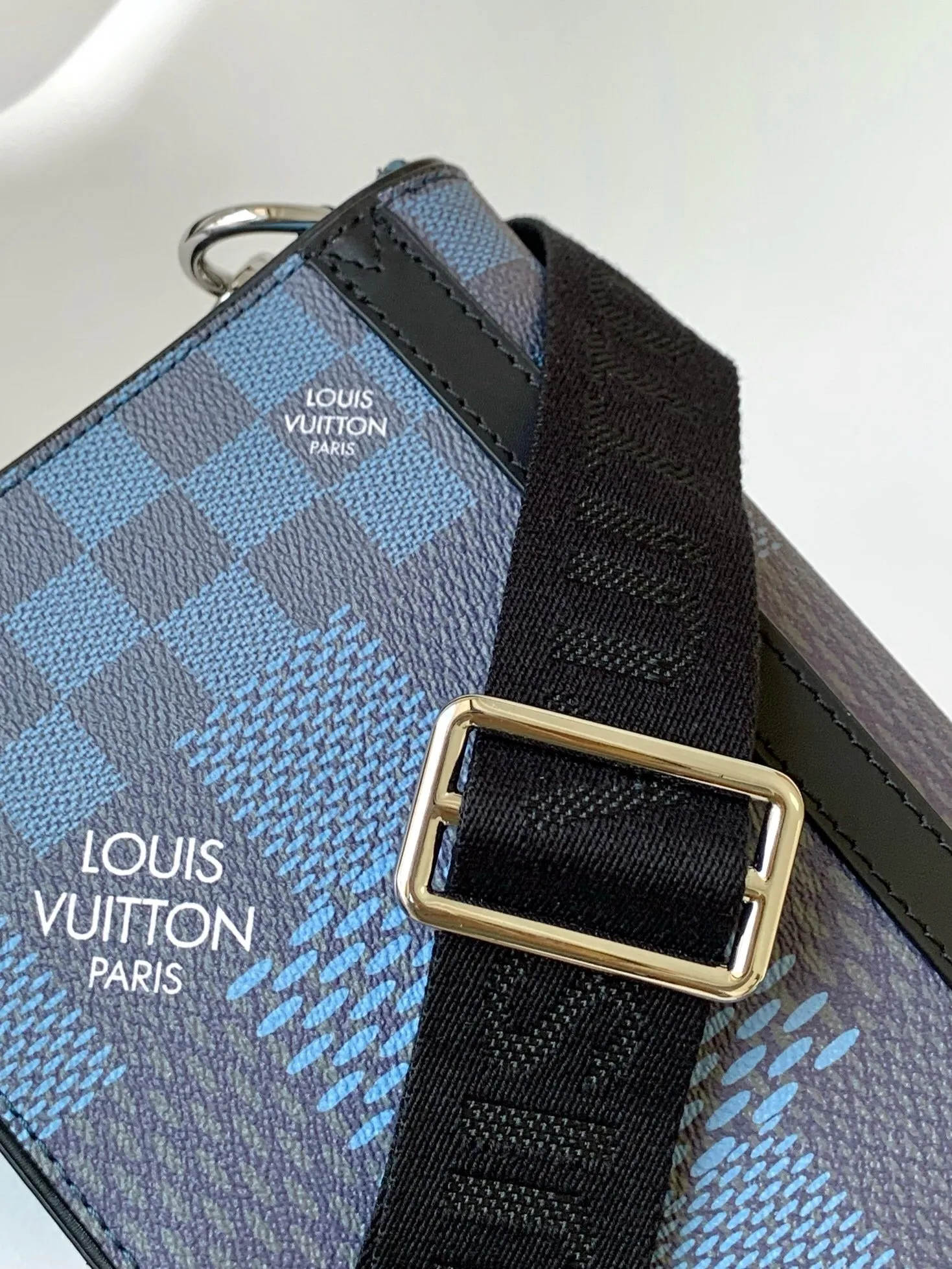 All categories 💚 Top version men’s bags 💚 LV 2025 official website new LV crossbody bag