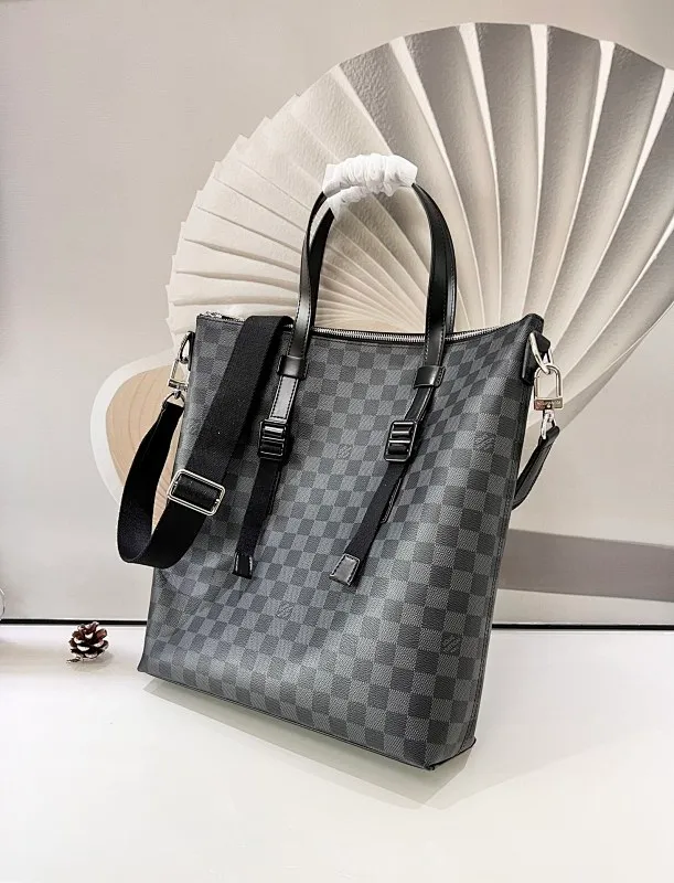 All categories 💚 Top version men’s bags 💚 LV 2024 new LV crossbody bag