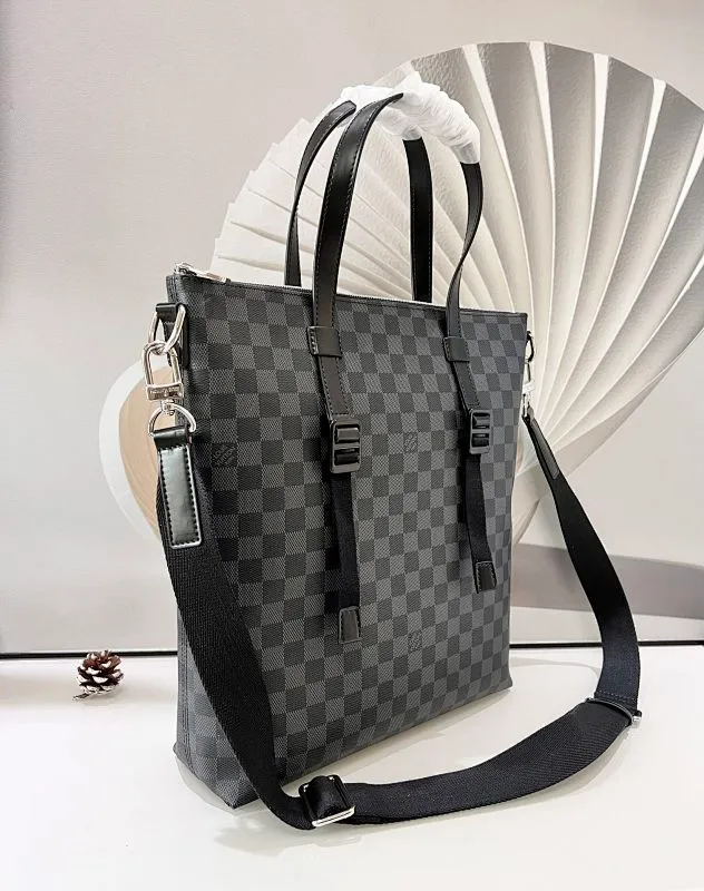 All categories 💚 Top version men’s bags 💚 LV 2024 new LV crossbody bag
