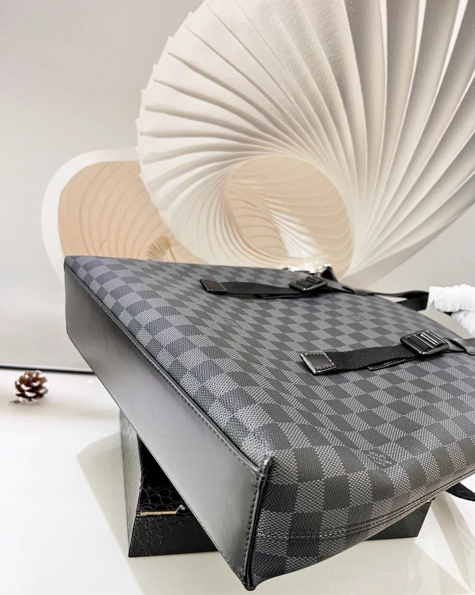 All categories 💚 Top version men’s bags 💚 LV 2024 new LV crossbody bag