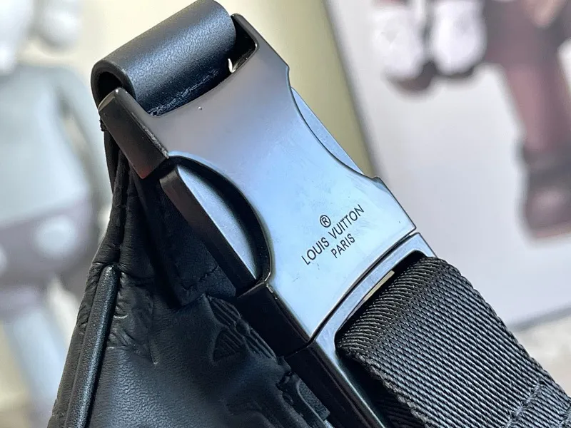 All categories 💚 Top version men’s bags 💚 LV 2025 official website new LV waist bag