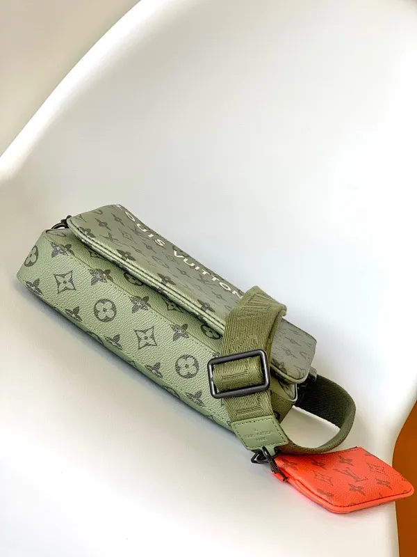 All categories 💚 Top version men’s bags 💚 LV 2024 official website new LV crossbody bag
