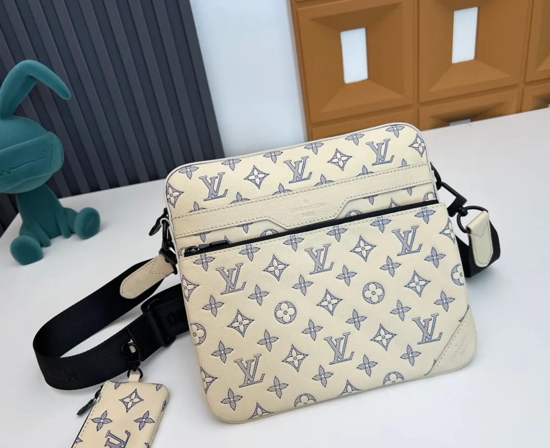 All categories 💚 Top version men’s bags 💚 LV 2024 official website new LV crossbody bag