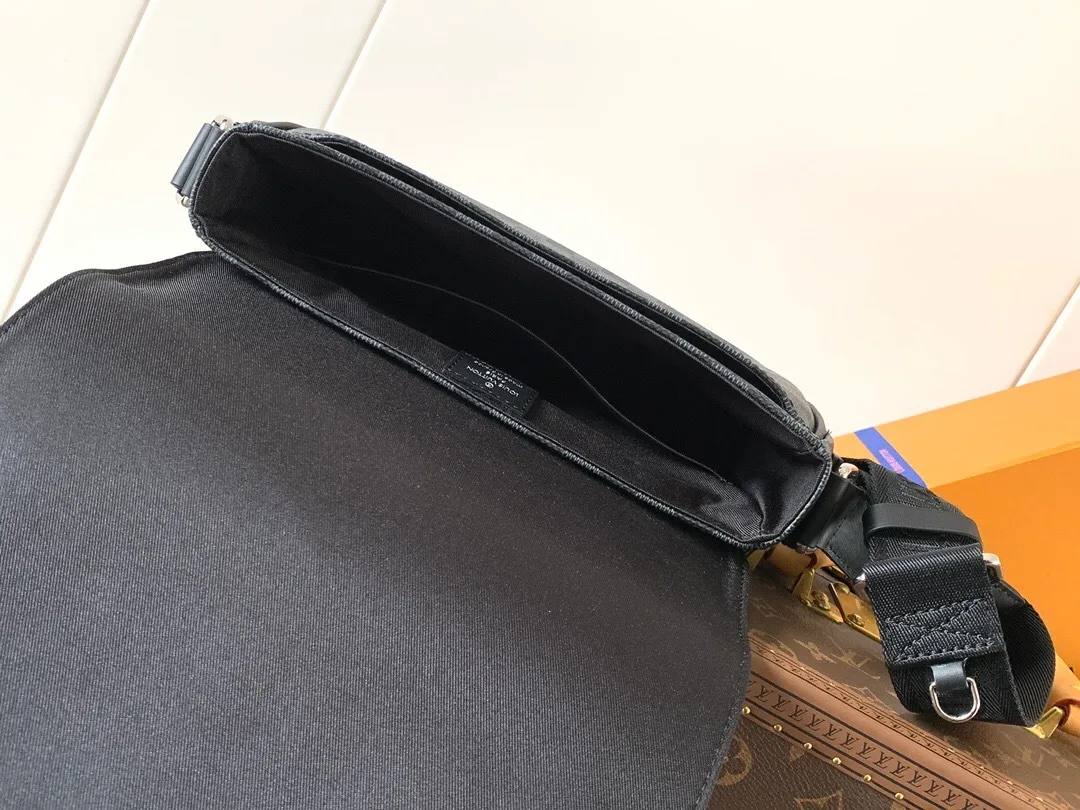 All categories 💚 Top version men’s bags 💚 LV 2024 official website new LV crossbody bag