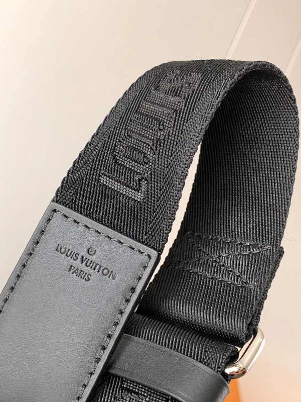 All categories 💚 Top version men’s bags 💚 LV 2024 official website new LV crossbody bag