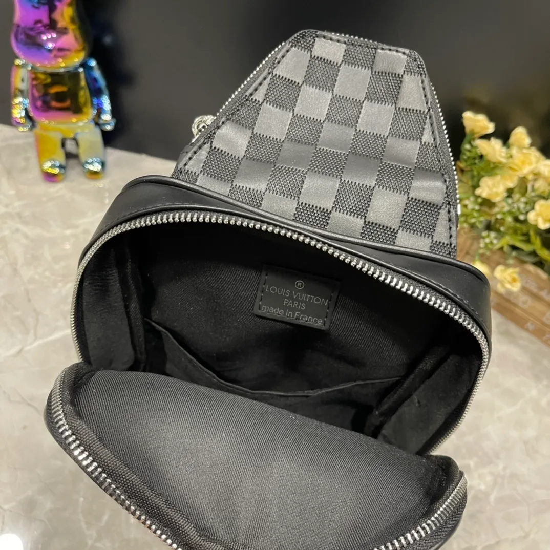 All categories 💚 Top version men’s bags 💚 LV 2024 new LV chest bag