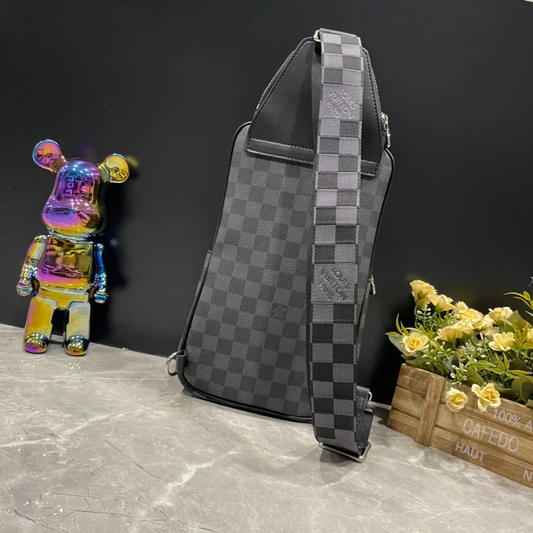 All categories 💚 Top version men’s bags 💚 LV 2024 new LV chest bag