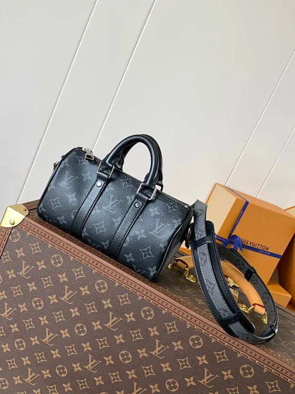 All categories 💚 Top version men’s bags 💚 LV 2024 official website new LV crossbody bag