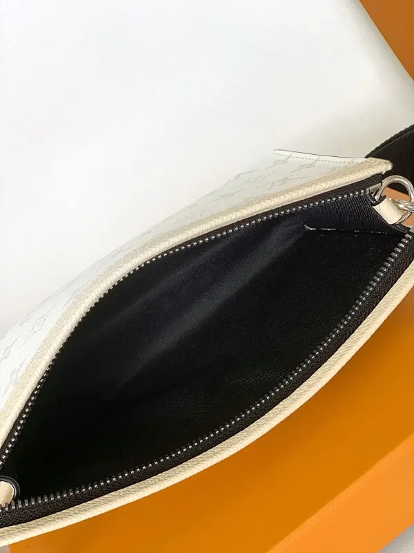 All categories 💚 Top version men’s bags 💚 LV 2025 new LV crossbody bag